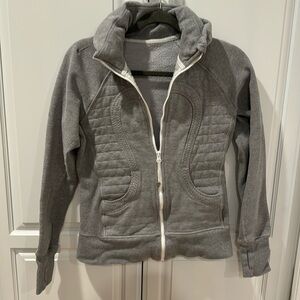 GUC lululemon jacket size 8
